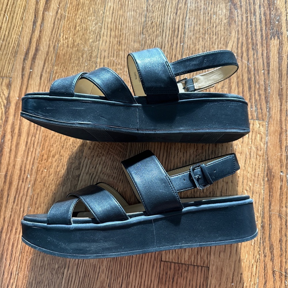 Naturalizer wedge platform sandal